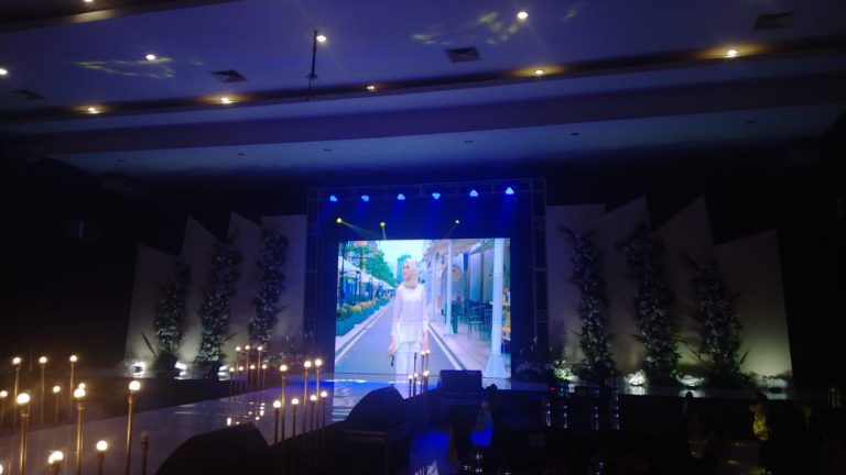 Pernikahan Tampil Menarik Dengan Videotron
