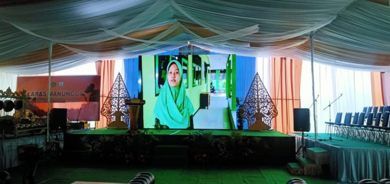 Peran Videotron dalam Sebuah Wisuda